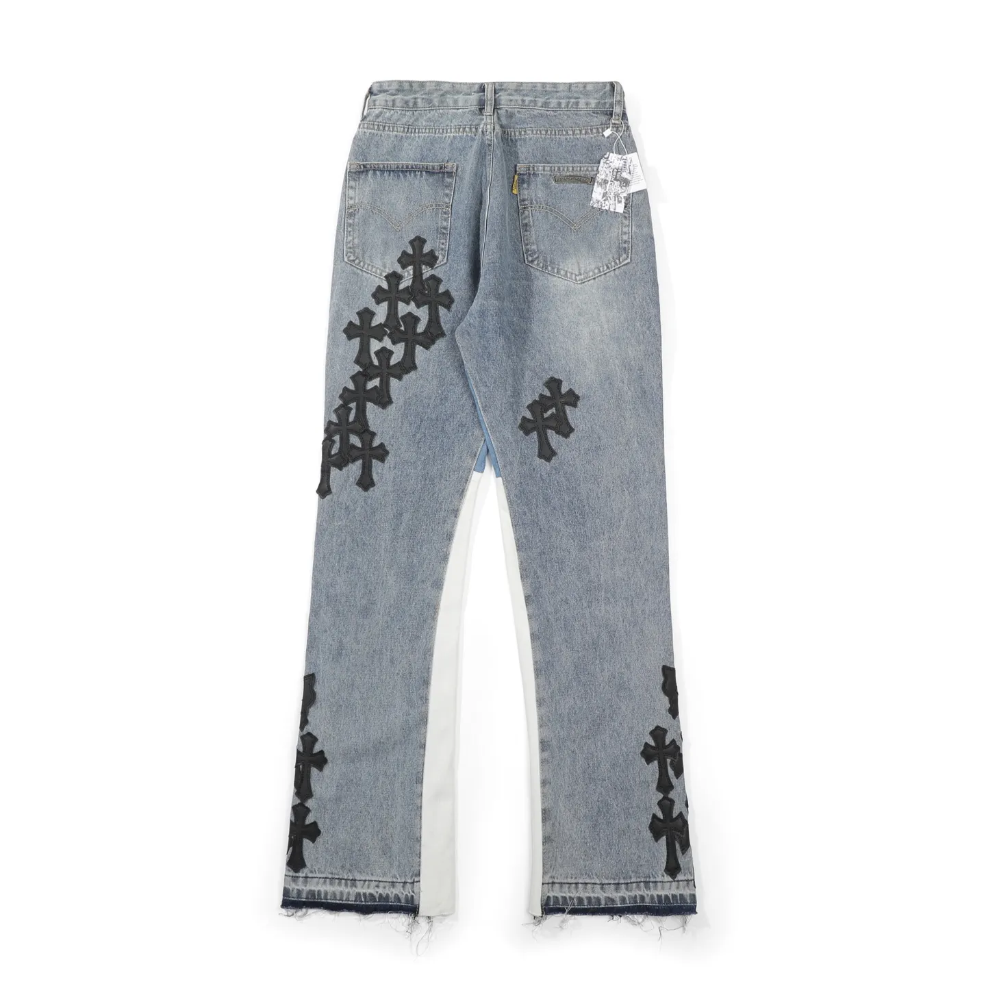 P290 Chrome Hearts Gallery co-branded limited-edition cross-flared flared jeans are a hot item this season and are sought after by countless celebrities and fashionistas. The neat details of the cutting process add color to the playful fashion! The neat and meticulous design, and the well-fitting structure is unique. The upper body not only has outstanding recognition, but also looks younger and younger. A style with the ultimate wearing meaning and performance, gorgeous color matching, and the craftsmanship of this style is also extremely extraordinary. After the finished product is washed, it is disassembled and hand-made with sheepskin cross leather and then spliced ​​together to complete. The whole piece has too many craftsmanship to describe. It is decorated with patchwork cross flowers and high-waisted washed jeans! ! Absolutely high-end luxury product, a god-level single product, a super popular product, made with top heavy industry, a magic weapon that cannot be missed to hit the streets. Size: 28 30 32 34 36 Color: blue